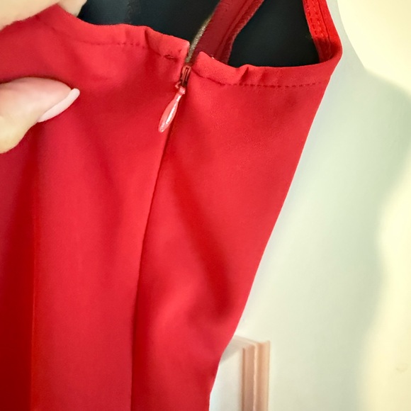 NWT Banana Republic Red Scallop V-Neck Sleeveless Dress - Picture 2 of 5